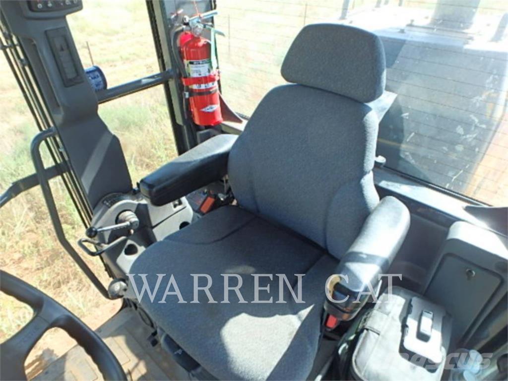 John Deere 670 그레이더