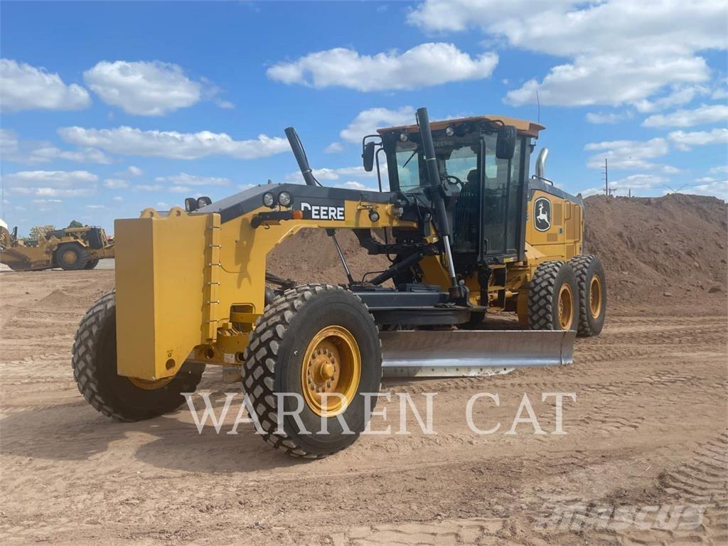 John Deere 670 그레이더