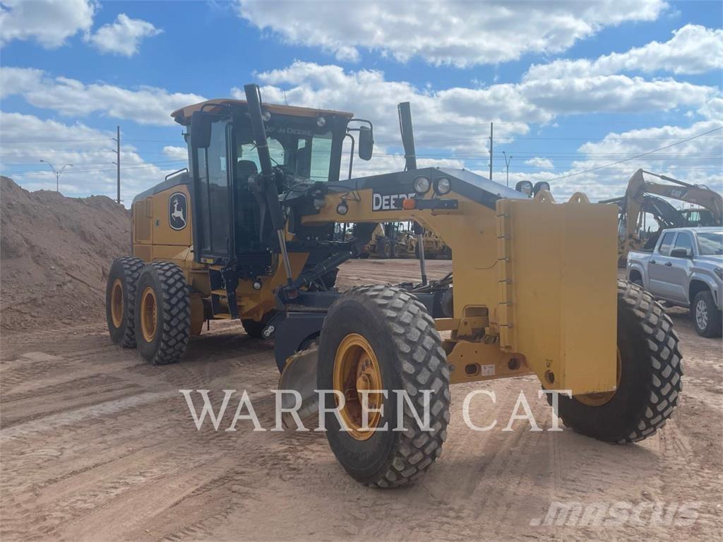 John Deere 670 그레이더