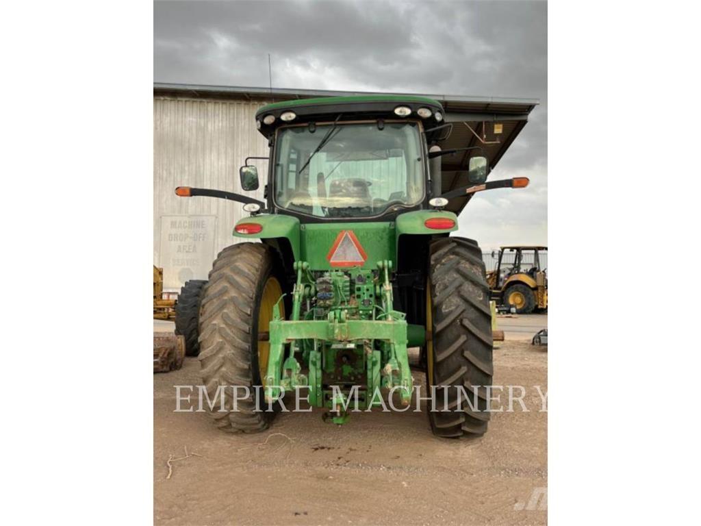 John Deere 7215R 트랙터