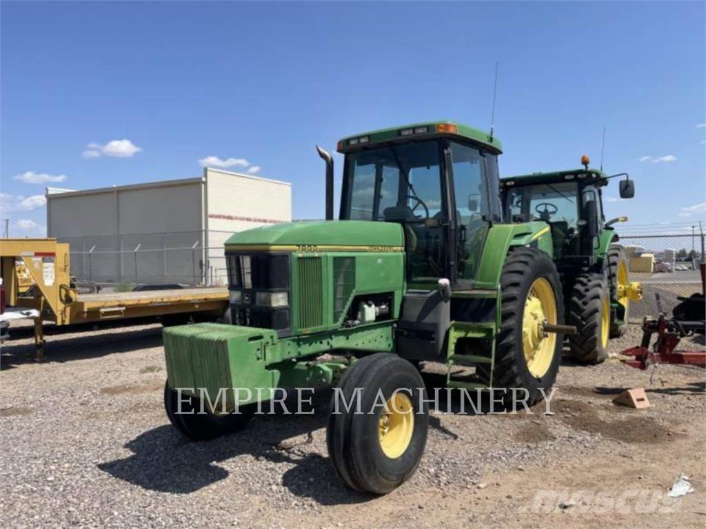 John Deere 7800 트랙터