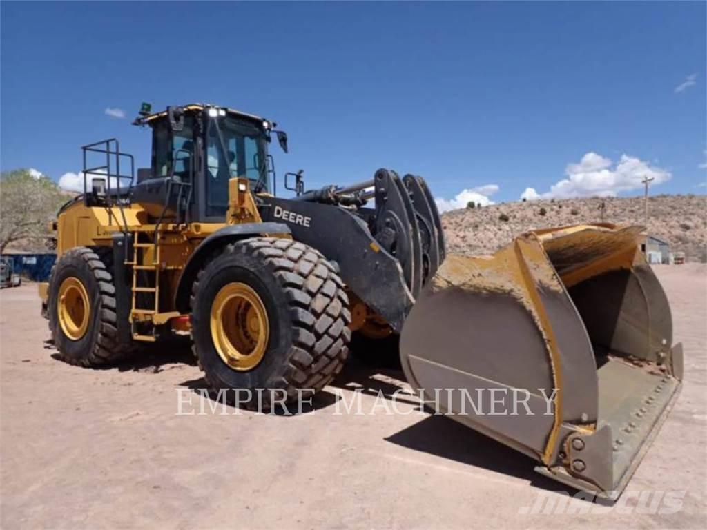 John Deere 844P  휠로우더