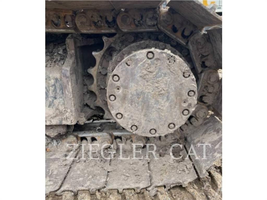 John Deere & CO. 250GLC 대형 굴삭기 29톤 이상