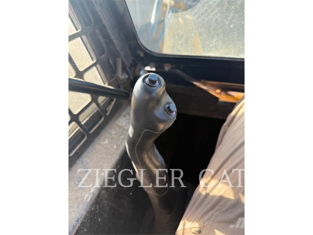 John Deere & CO. 270  스키드로더