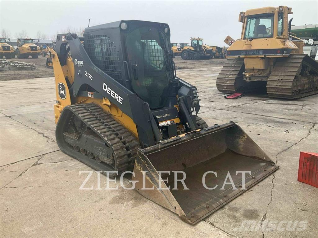 John Deere & CO. 317G 궤도식 로우더