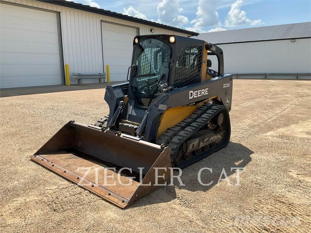 John Deere & CO. 323D 궤도식 로우더