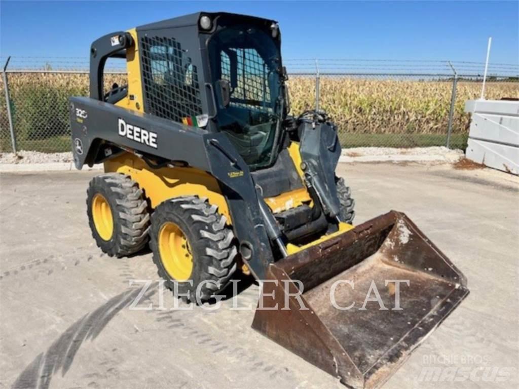John Deere & CO. 328DS  스키드로더