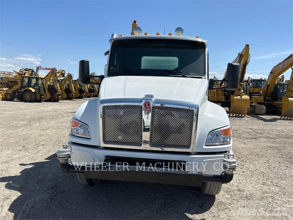 Kenworth WT4000 A 탱커 트럭