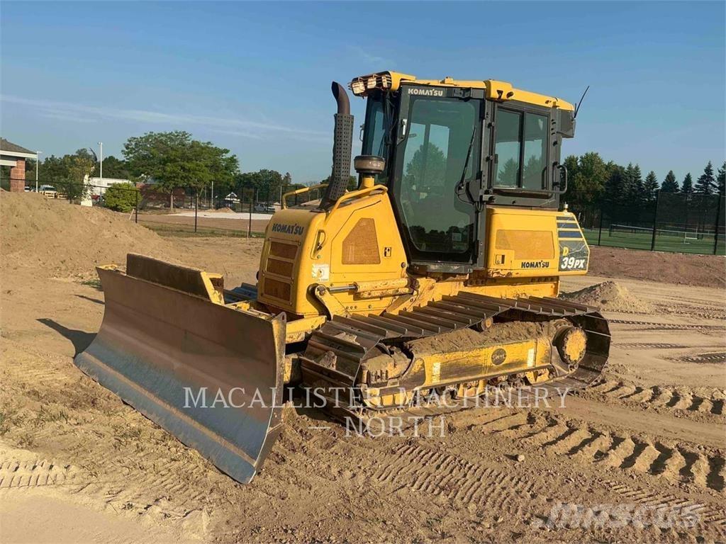 Komatsu D39PX-23 크롤러 도저