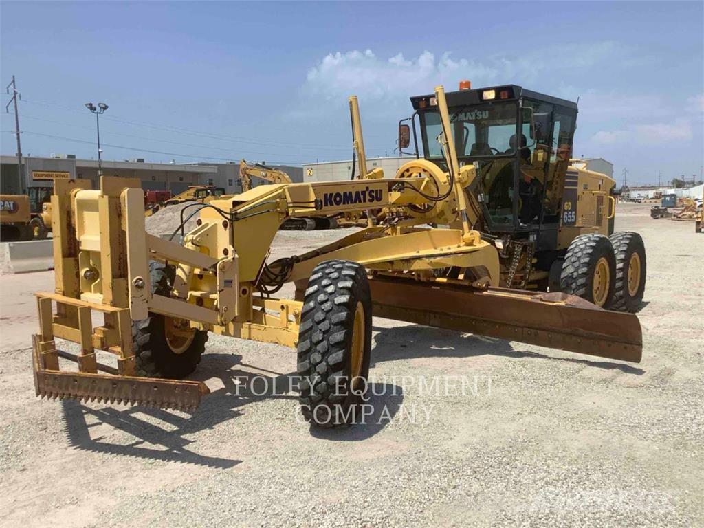 Komatsu GD655-3 그레이더
