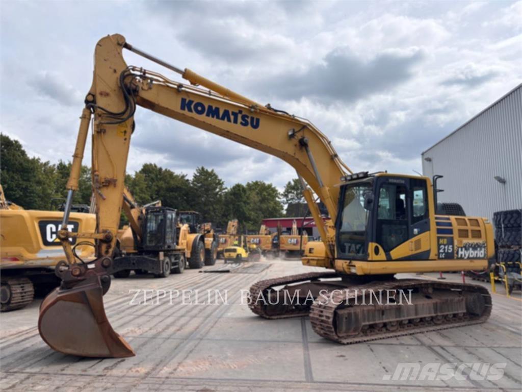 Komatsu HB215LC-2 대형 굴삭기 29톤 이상