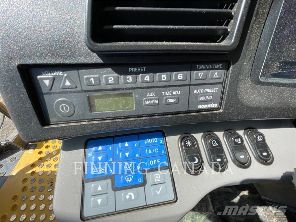 Komatsu HD605-8 연결식 홀러