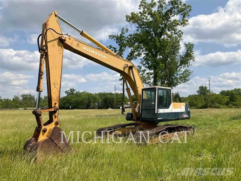 Komatsu PC220 대형 굴삭기 29톤 이상