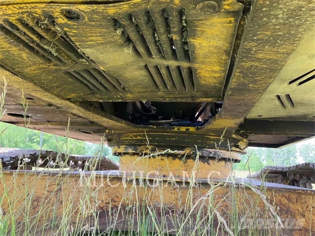 Komatsu PC220 대형 굴삭기 29톤 이상