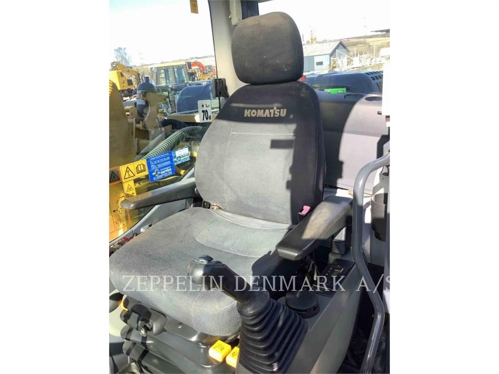 Komatsu PC240 대형 굴삭기 29톤 이상