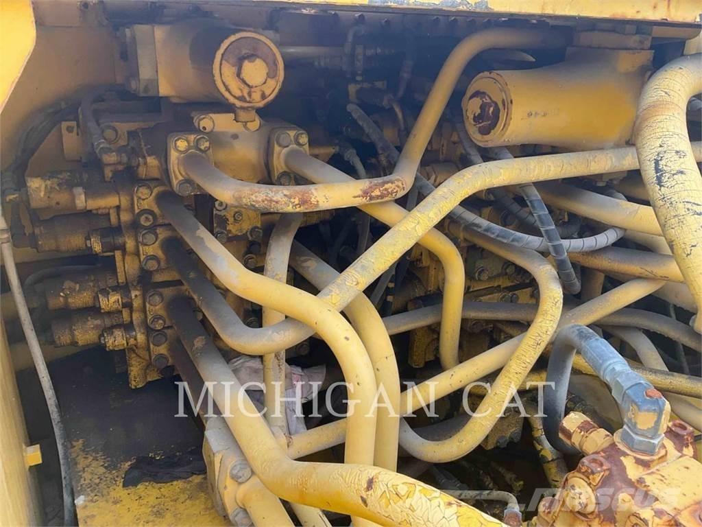 Komatsu PC750LC-6K 대형 굴삭기 29톤 이상
