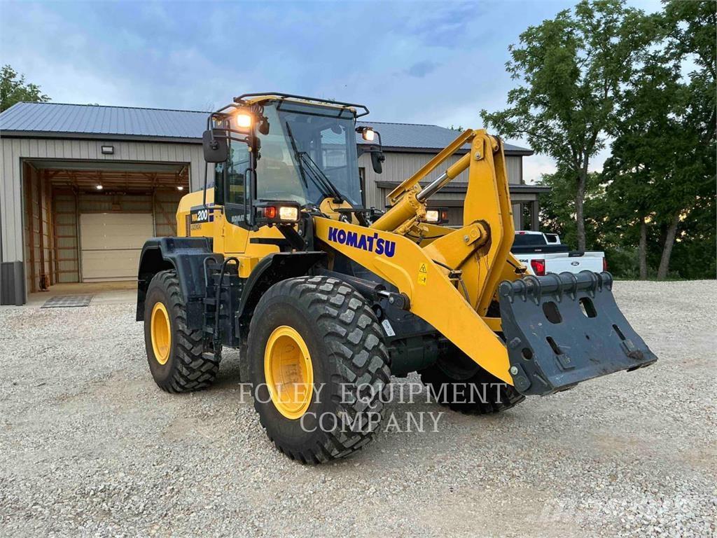 Komatsu WA200-8  휠로우더