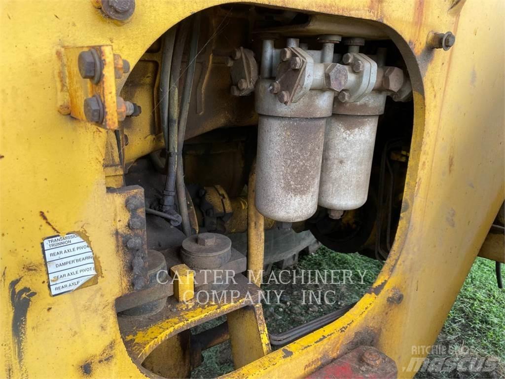 Komatsu WA500  휠로우더