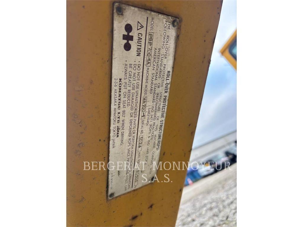 Komatsu WA700  휠로우더