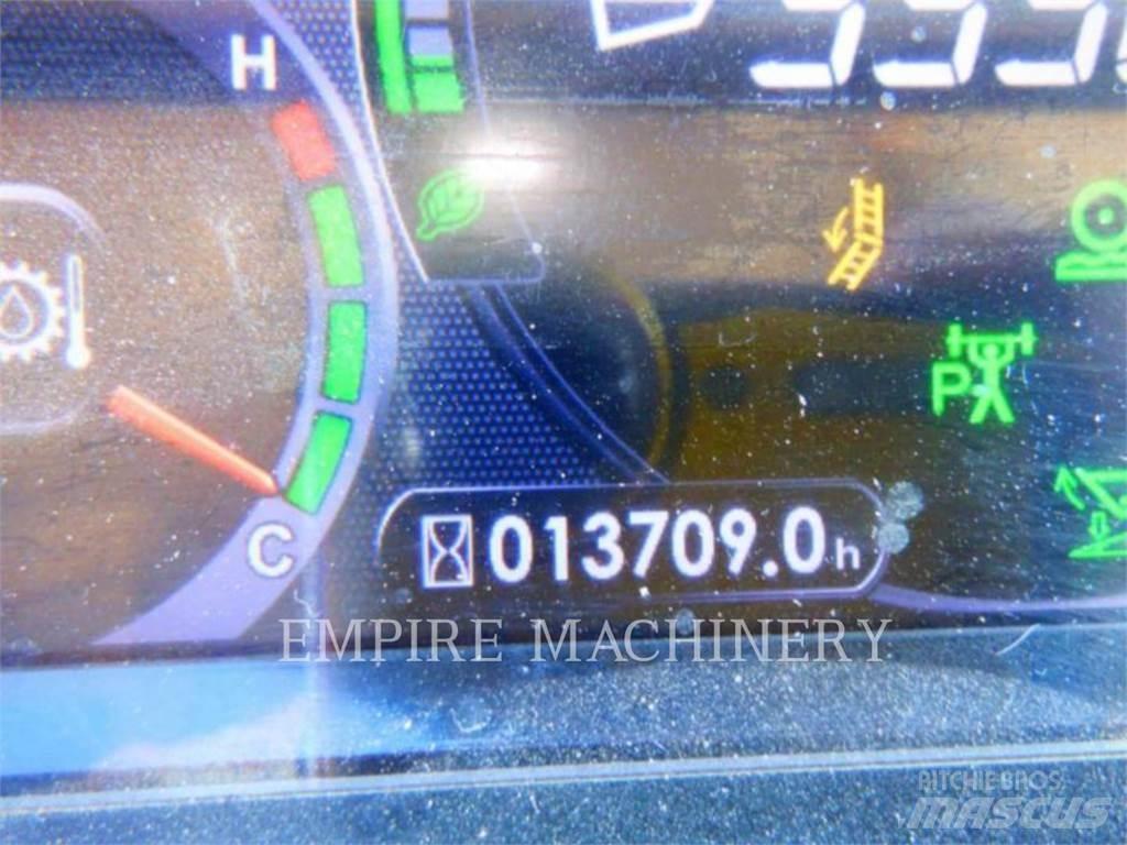 Komatsu WA900-8  휠로우더
