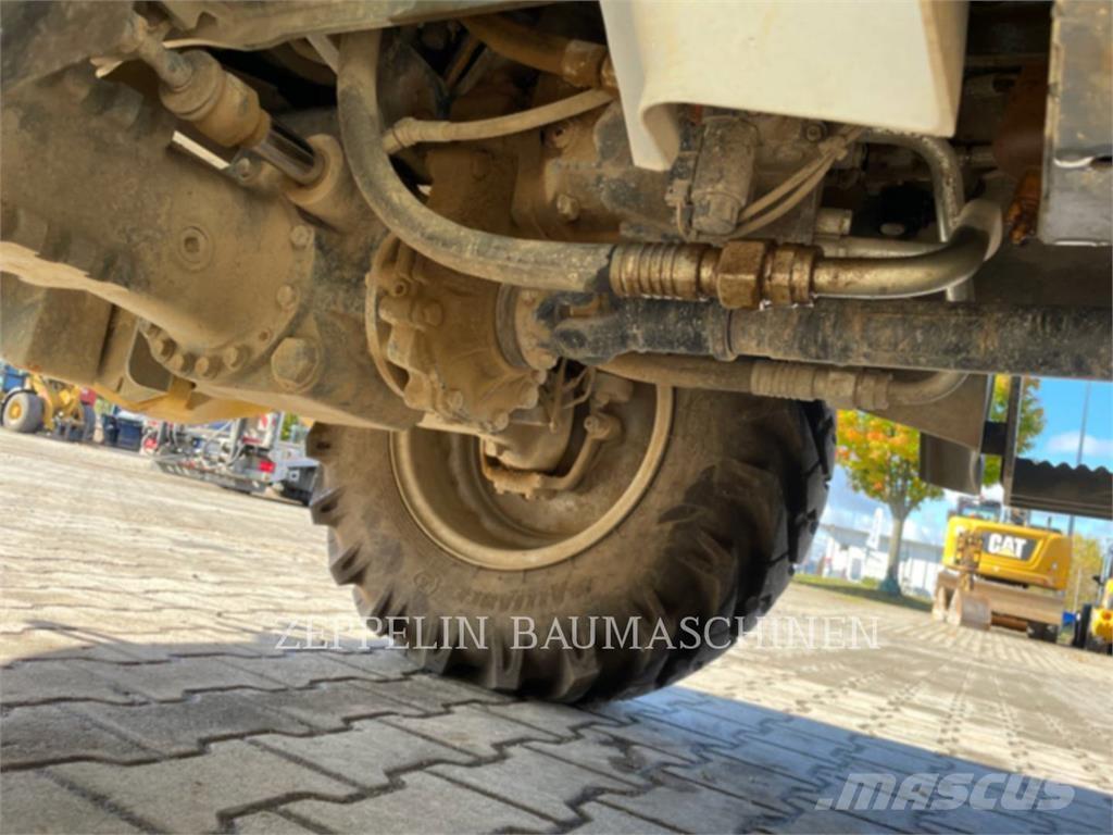 Kramer 5065  휠로우더