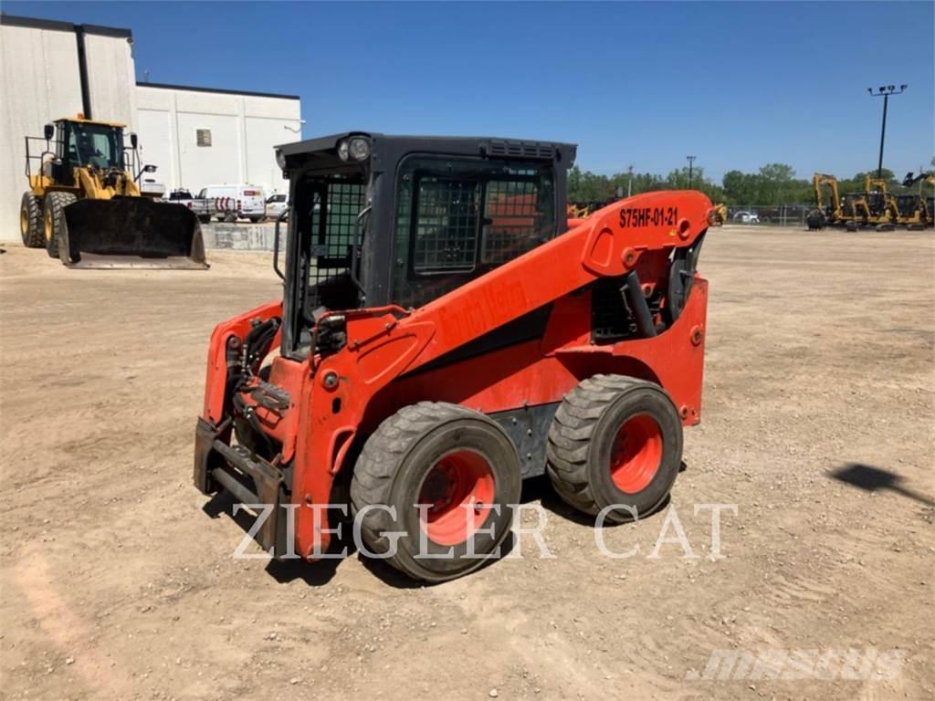 Kubota SSV75  스키드로더