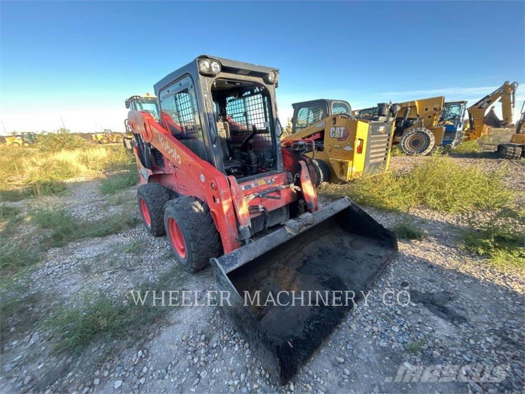 Kubota SSV75  스키드로더