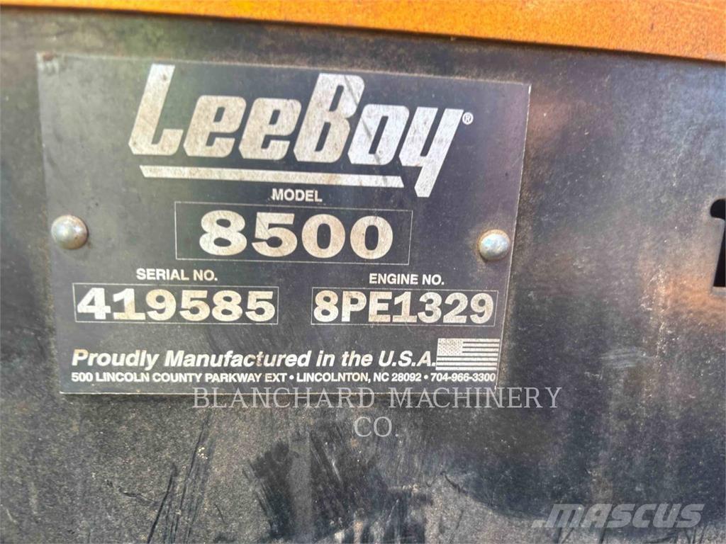 LeeBoy 8500E 아스팔트 포장장비