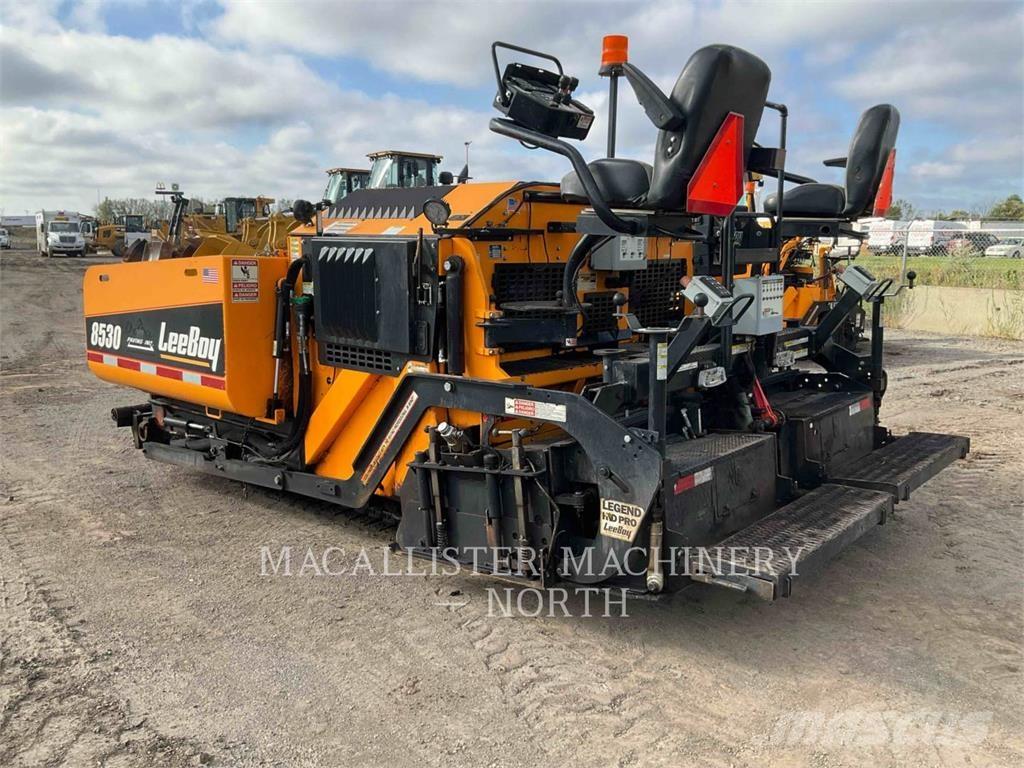LeeBoy 8530 아스팔트 포장장비