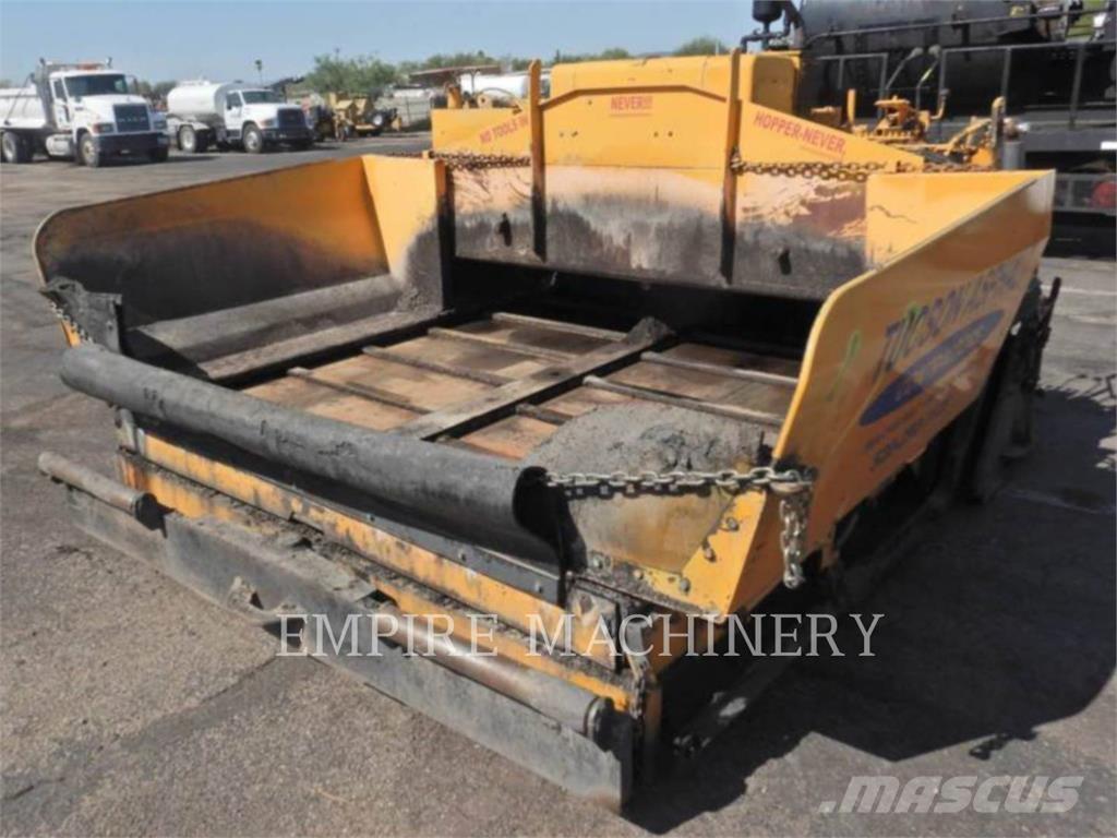 LeeBoy L8500T 아스팔트 포장장비