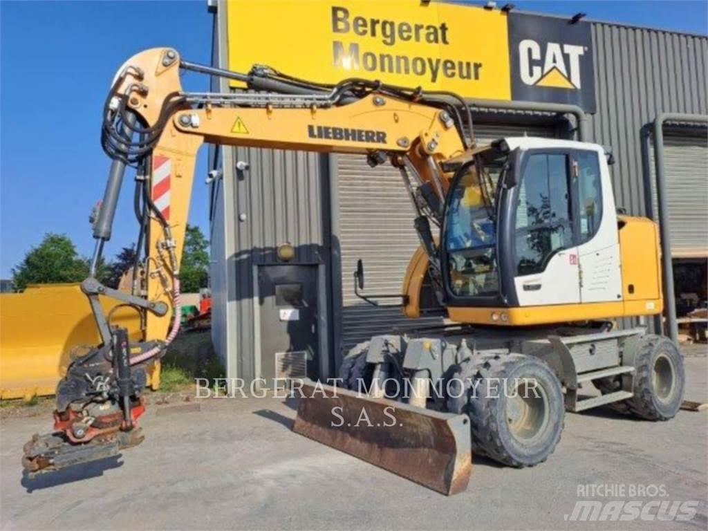 Liebherr A913  휠 굴삭기