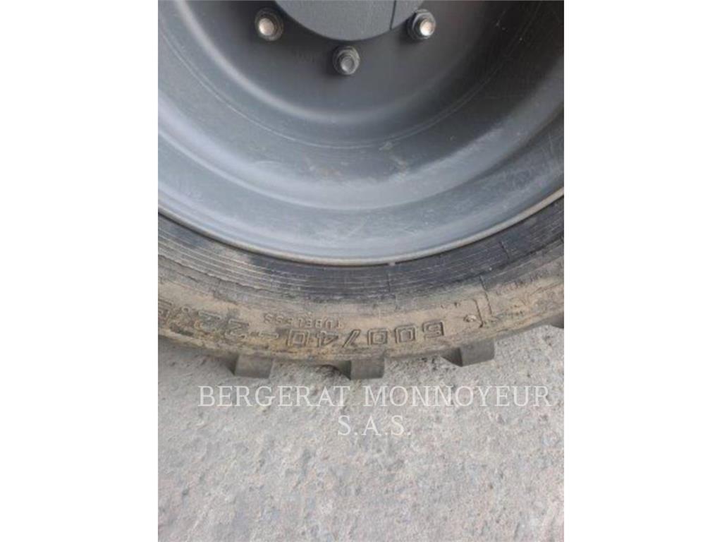 Liebherr A913  휠 굴삭기