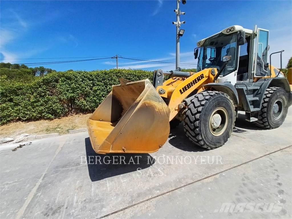 Liebherr L538  휠로우더