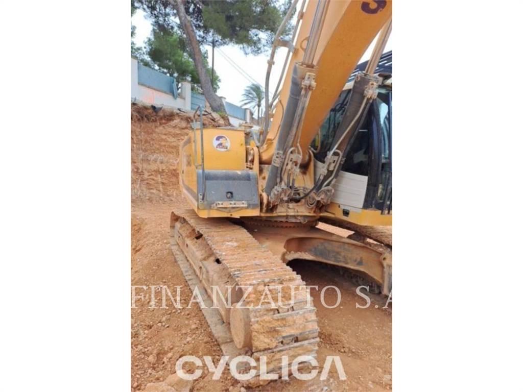 Liebherr R946 대형 굴삭기 29톤 이상
