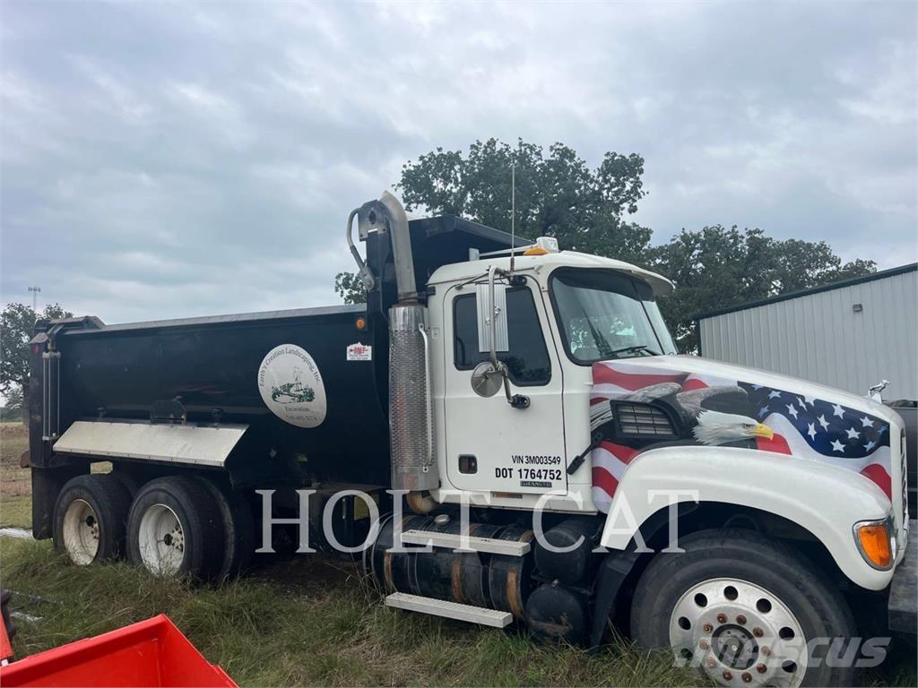 Mack GRANITE CV713 기타 트럭