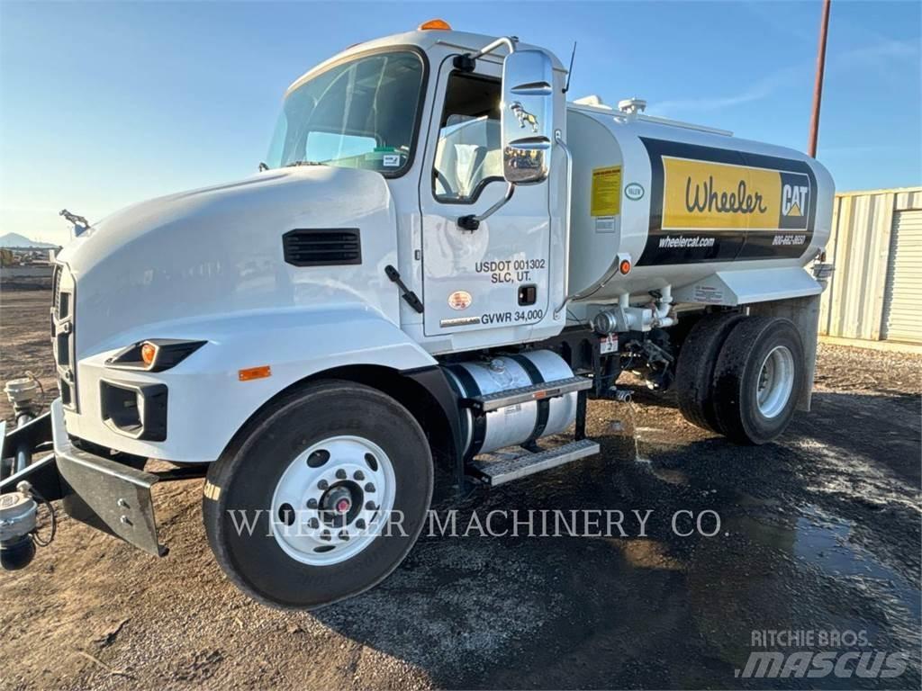 Mack WT2000 A 탱커 트럭