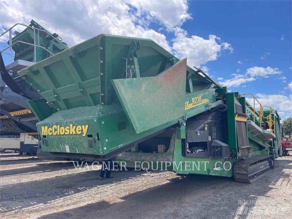McCloskey R230 크러셔