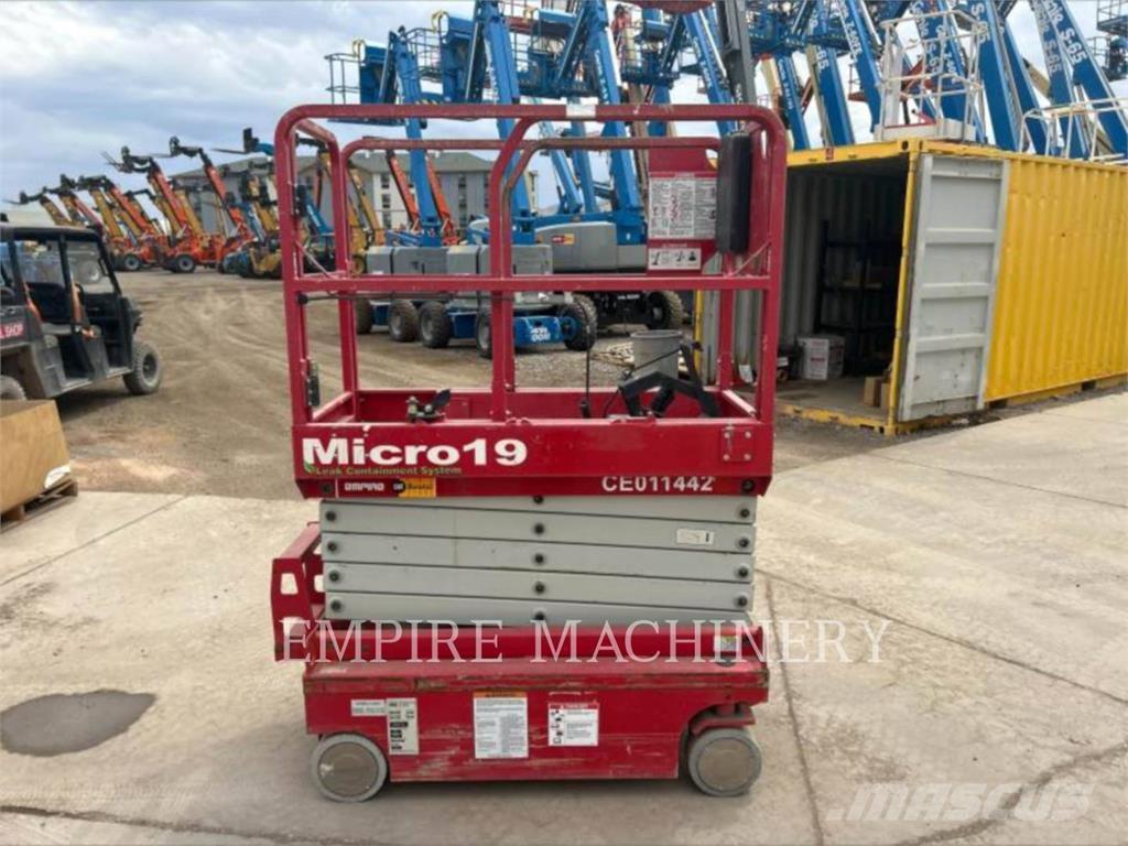 MEC MICRO 19 관절형 전동이동 리프트