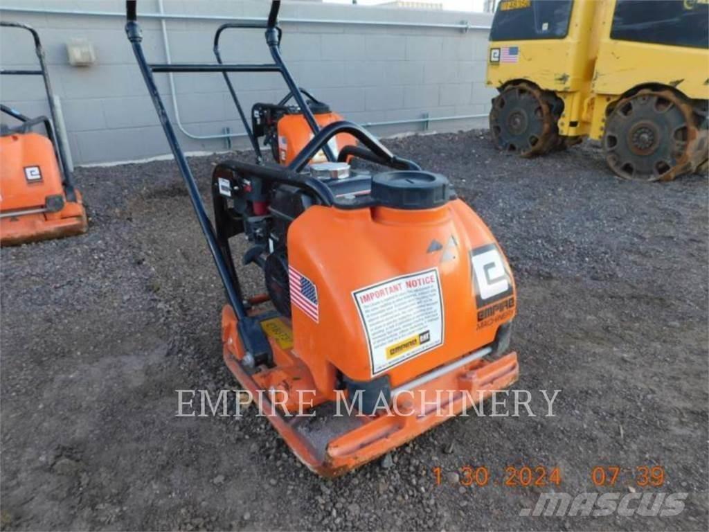 MultiQuip 20PLTCOMP  휠로우더