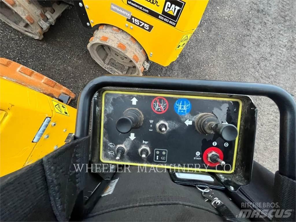 MultiQuip RX1575 트윈 드럼 롤러