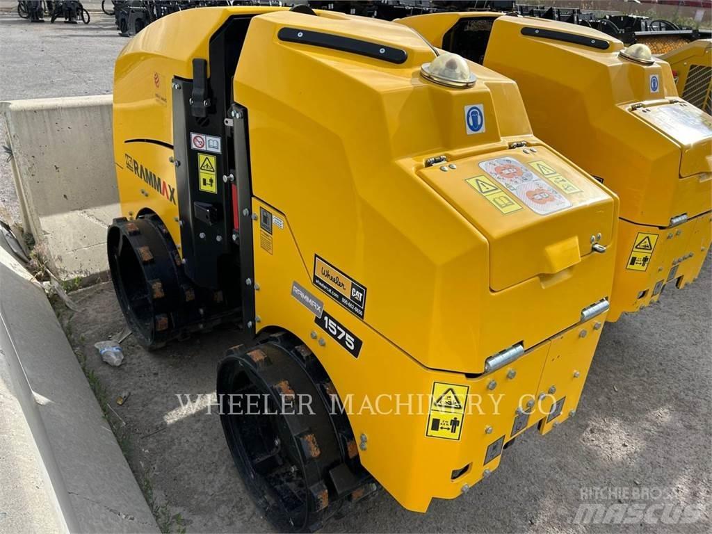 MultiQuip RX1575 트윈 드럼 롤러