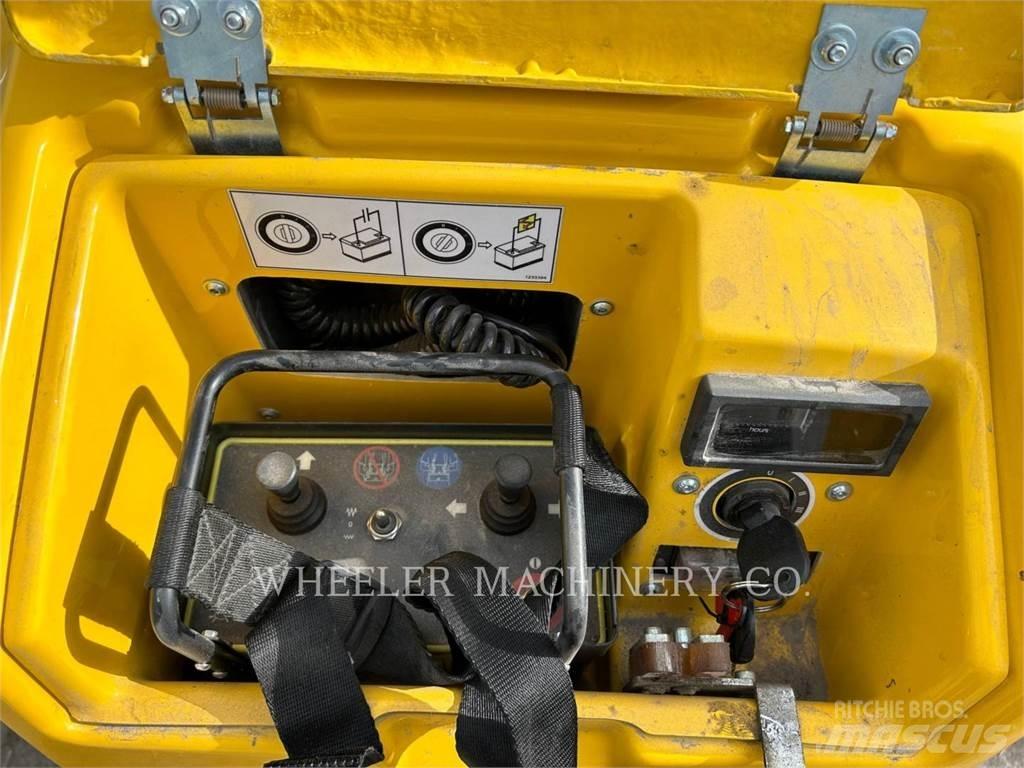 MultiQuip RX1575 트윈 드럼 롤러