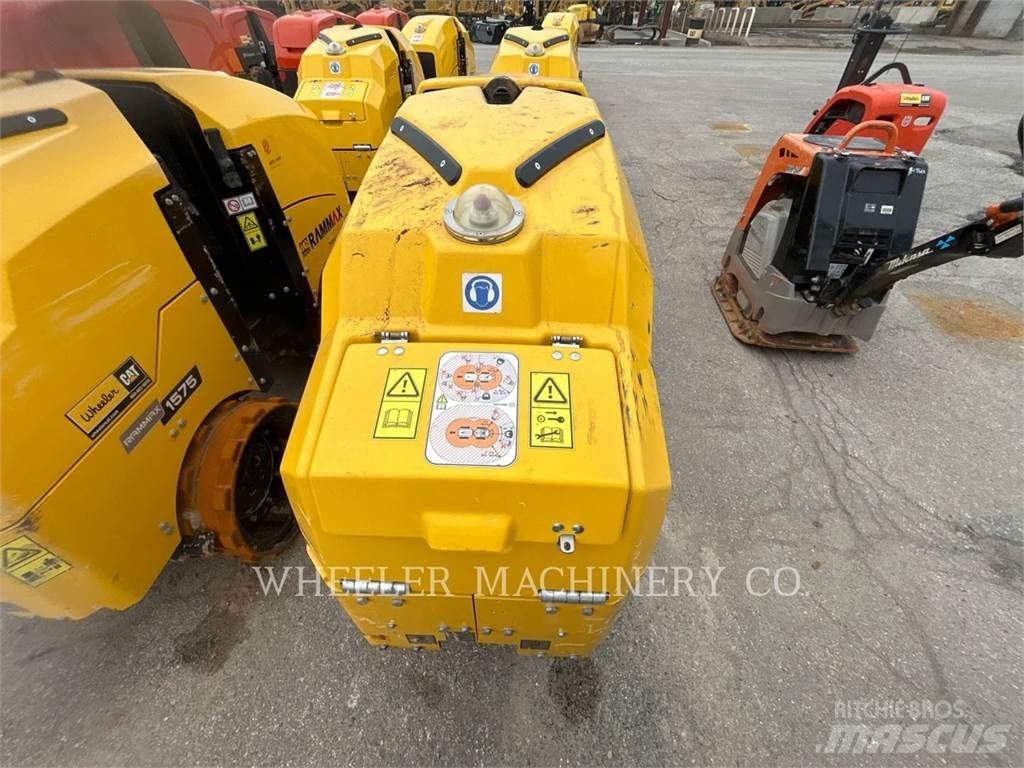 MultiQuip RX1575 트윈 드럼 롤러