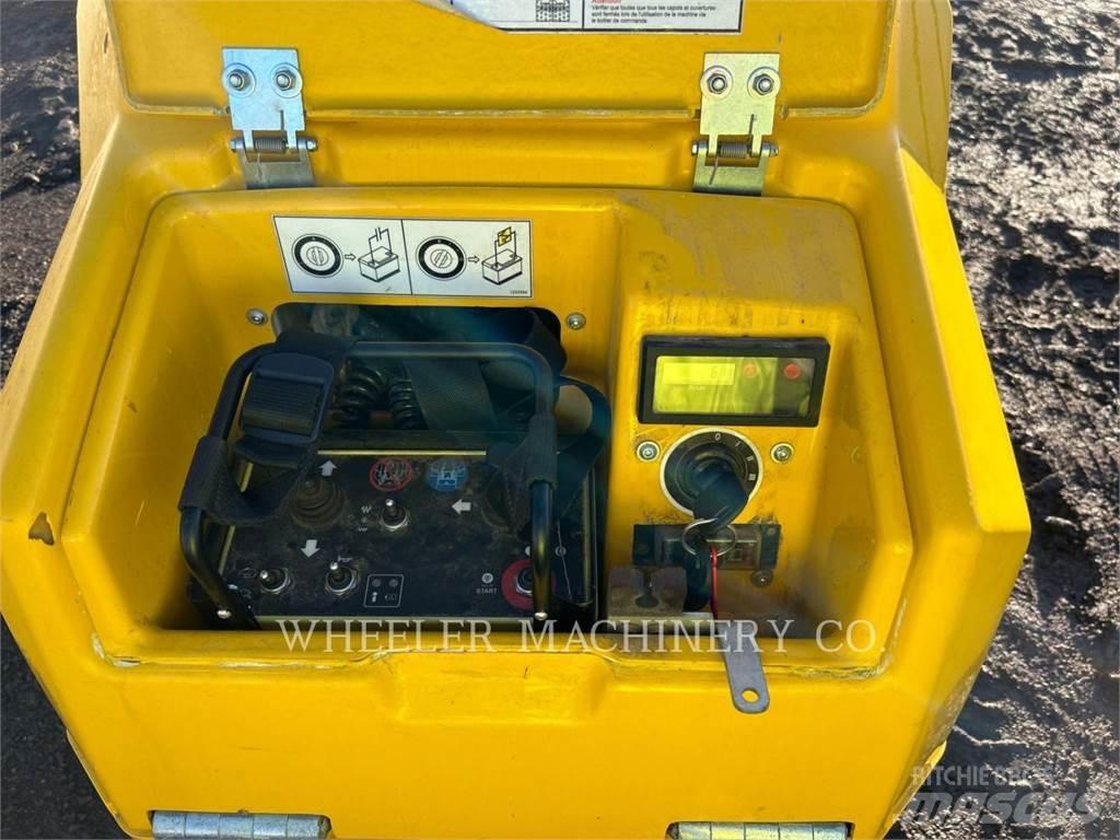 MultiQuip RX1575 트윈 드럼 롤러