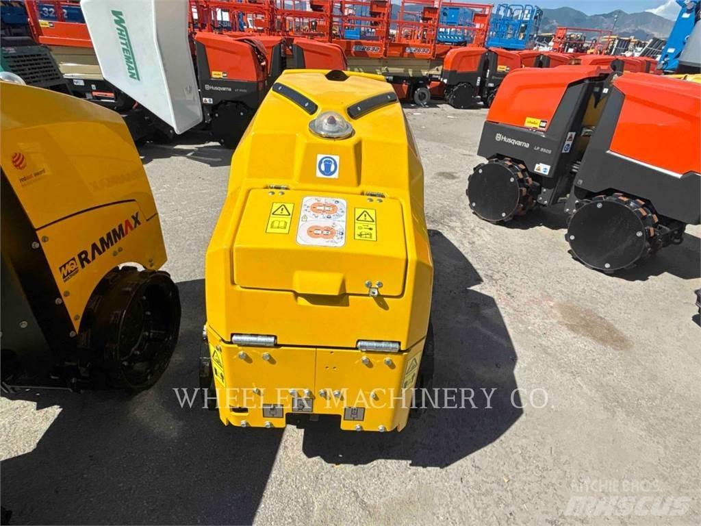 MultiQuip RX1575 트윈 드럼 롤러
