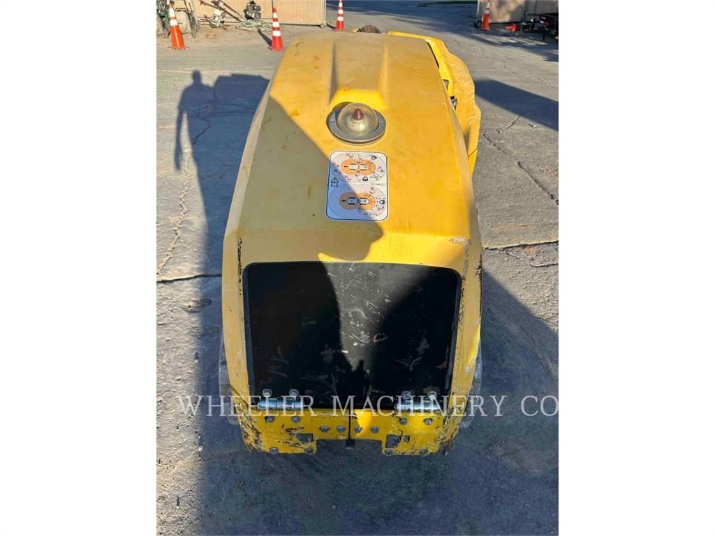 MultiQuip RX1575 트윈 드럼 롤러