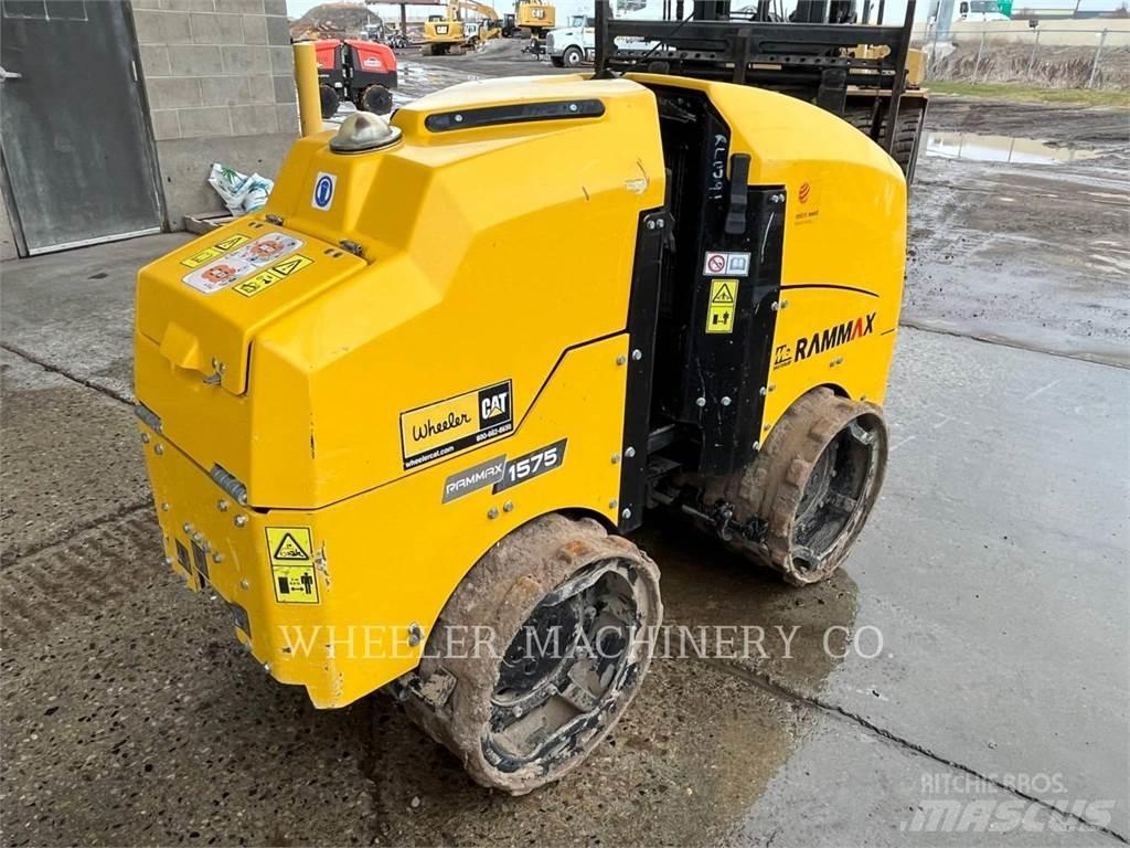 MultiQuip RX1575 트윈 드럼 롤러