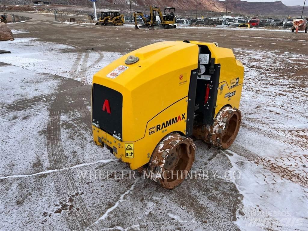 MultiQuip RX1575 트윈 드럼 롤러