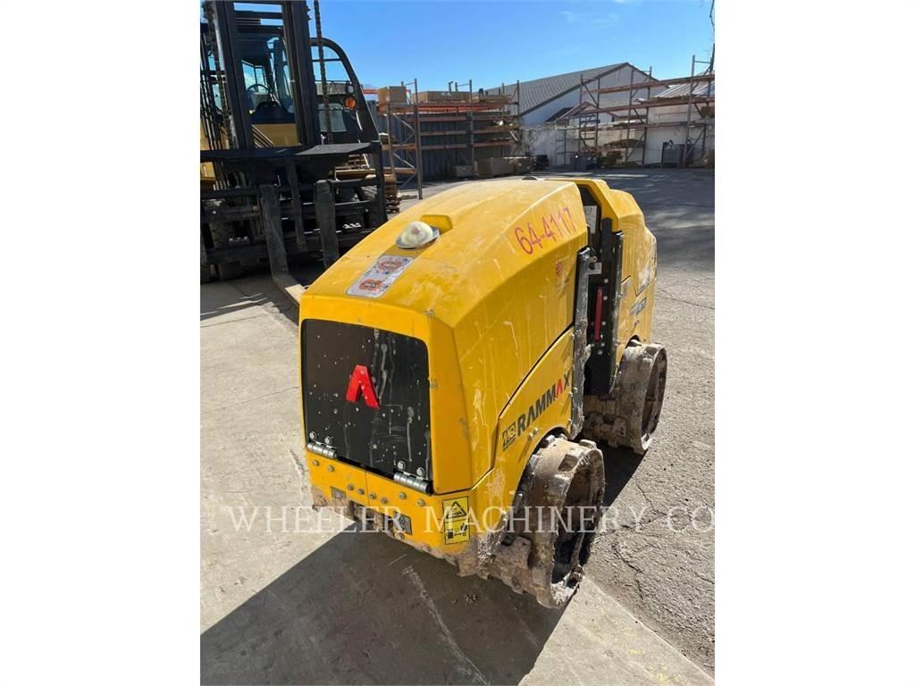MultiQuip RX1575 트윈 드럼 롤러