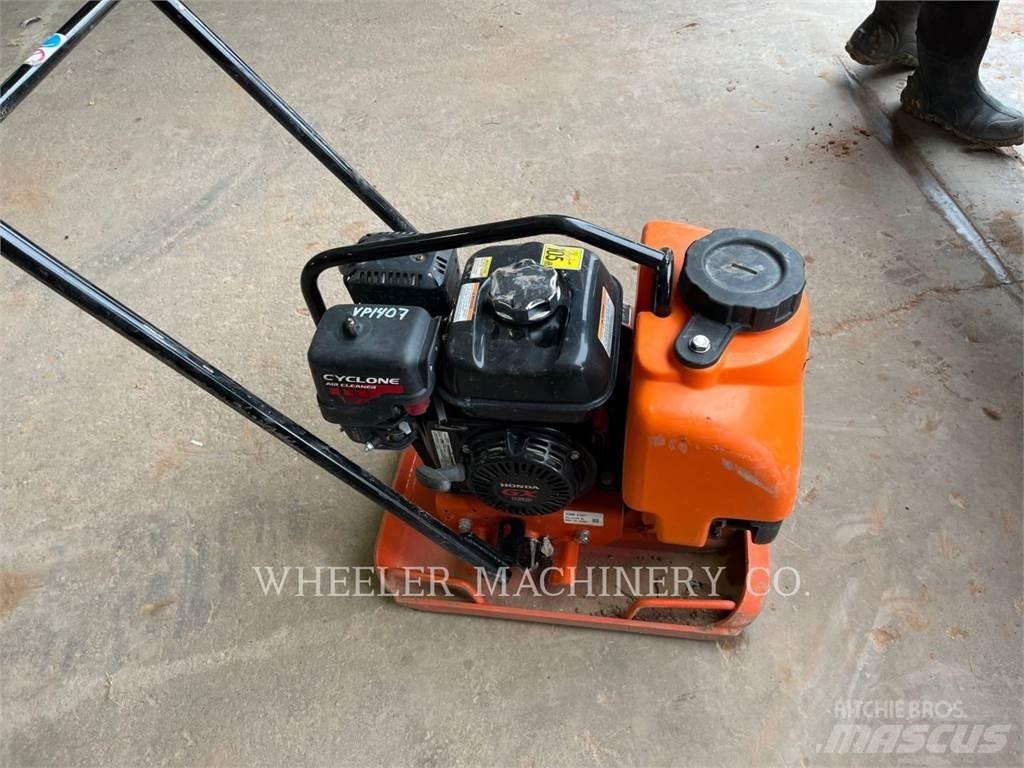 MultiQuip VP MVC82 진동롤러